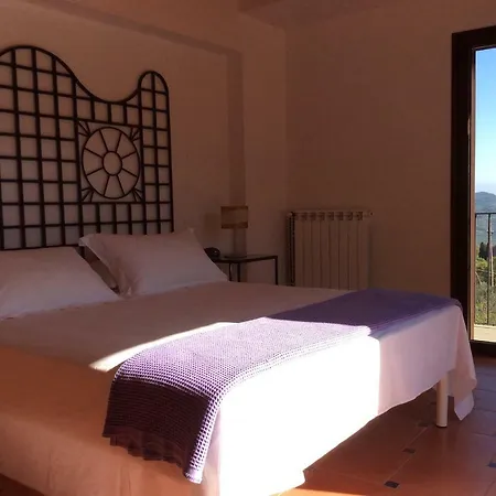 Pensión Bright Modern Country Castelbuono (Sicily)